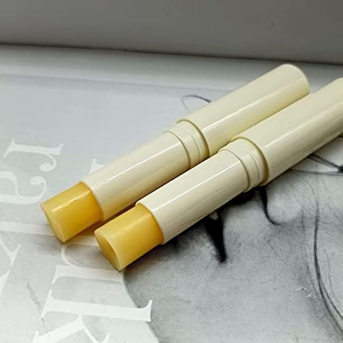 rayihni 2PC LIP BALM REMOVE DARK PIGMENT WHITENING MOISTURIZING LIP HYALURONIC ACID EXFOLIATING DEAD SKIN LIGHTENING LIP CARE (YELLOW) - Image 2